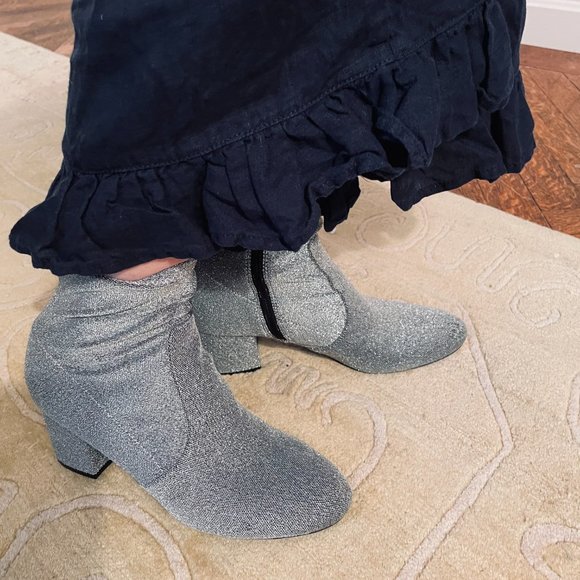 Silver Mod-style Zipper Ankle Boots - Picture 7 of 7